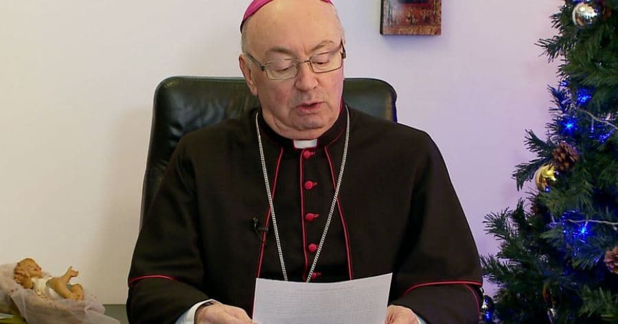 Imzot Frendo mesazh për Krishtlindjet: Nëse interesohemi për demokracinë, të rizbulojmë qëndrimin moral që na bashkon (VIDEO)