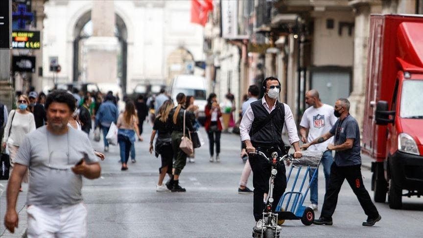 Shifra të larta të infektimeve me Covid në Itali dhe Greqi, 80 viktima në 24 orë