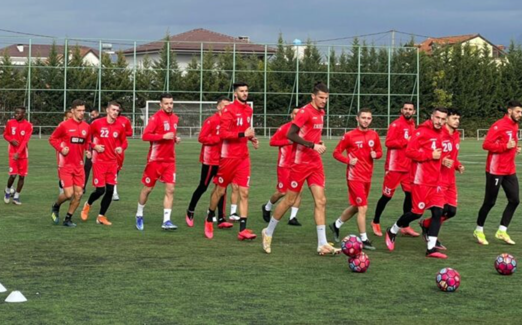Kastrioti nis me përforcimet, afron në skuadër vëllezërit Selmani