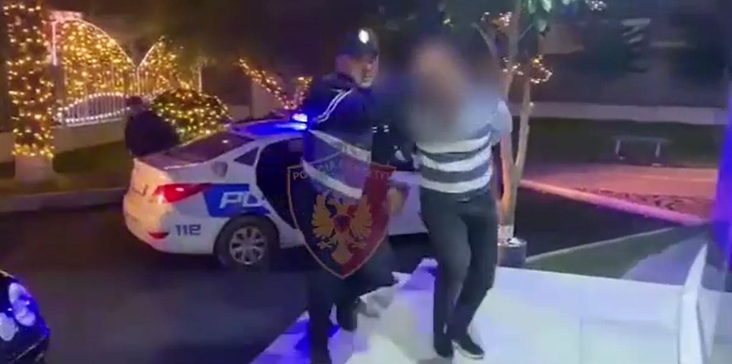 Me armë zjarri me vete, arrestohen dy të rinj në Durrës