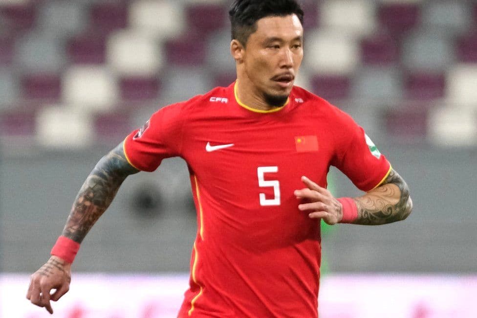 Kina u ndalon tatuazhet futbollistëve të kombëtares