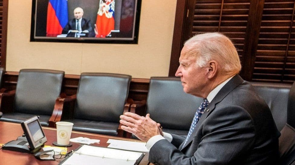 Tensionet në Ukrainë/ Putin-Bidenit: Sanksionet e reja mund të prishin lidhjet