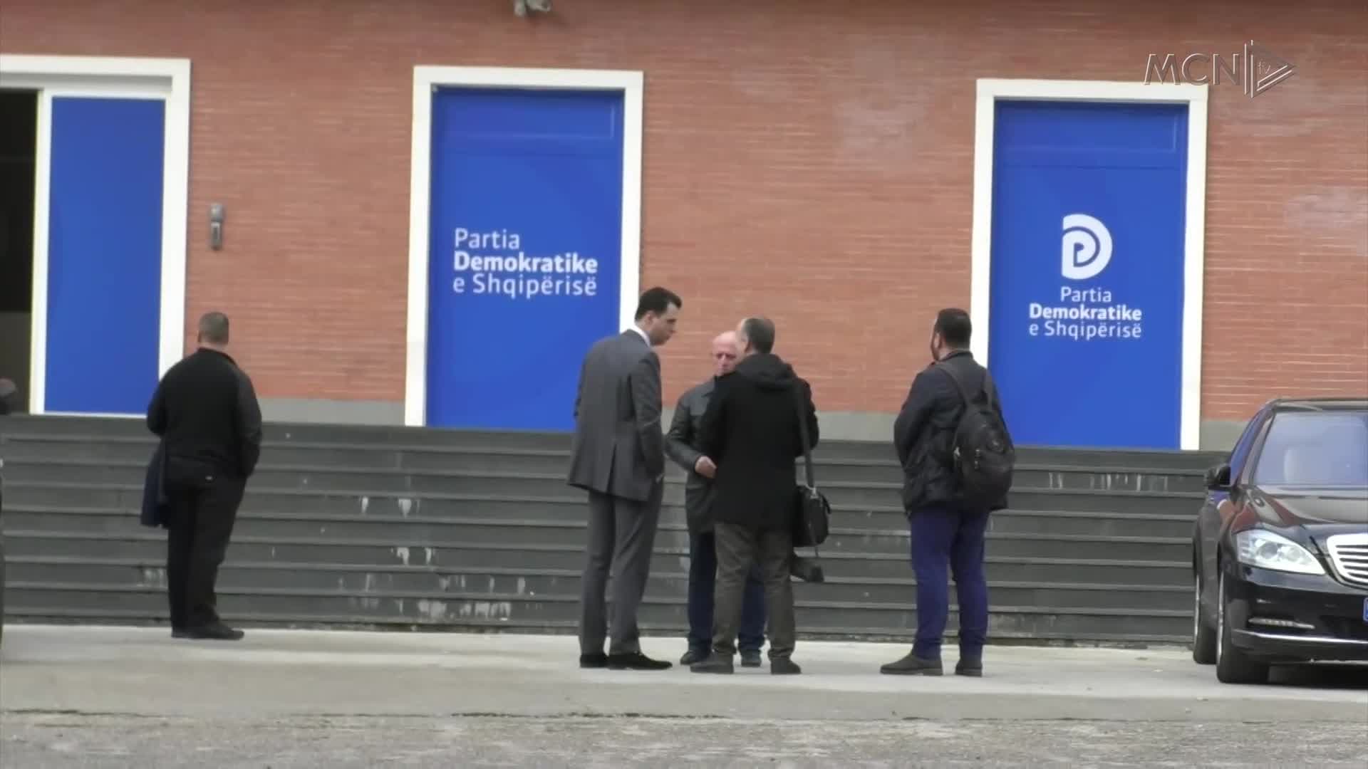 Bashës i skadon “afati”, në PD nisin punimet (VIDEO)