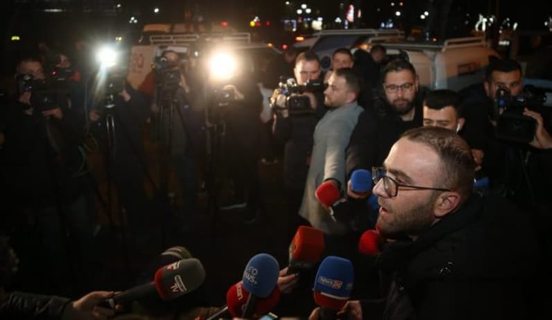 Policia i përgjigjet Gazment Bardhit: Në seli u pyetën vetëm deputetët
