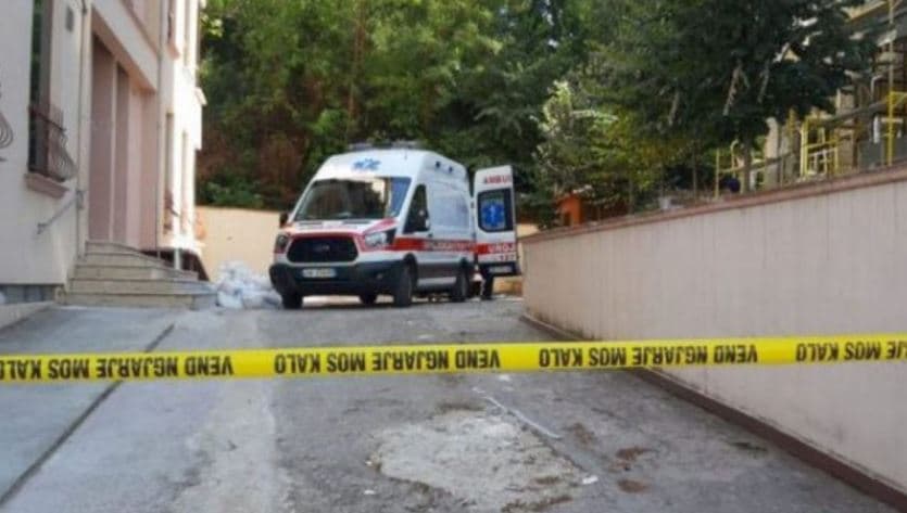  84-vjeçarja në Don Bosko vetëhidhet nga pallati dhe ndërron jetë