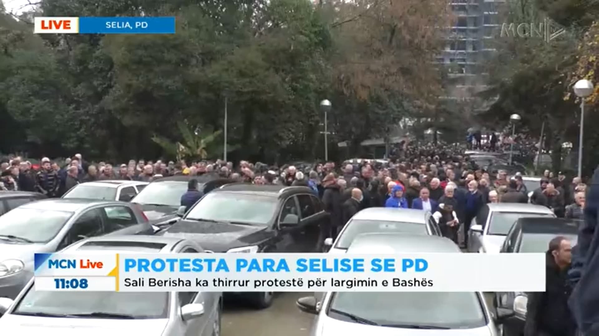 Protesta e Berishës/ Policia bllokon disa rrugë, ja si do të devijohet qarkullimi!
