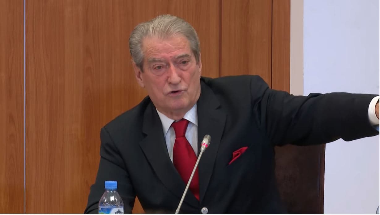 Berisha: Protesta jonë ishte paqësore, qëllimi u arrit (VIDEO)
