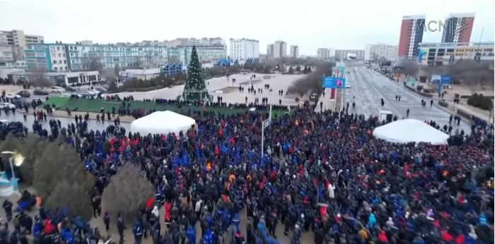 Kaos në Kazakistan, dhjetëra të vrarë e qindra të lënduar (Video)