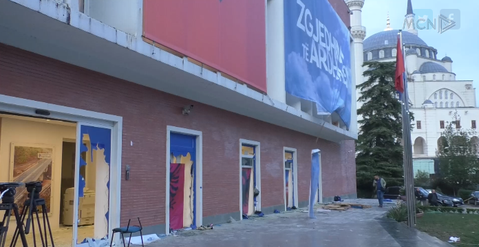 “Mua s’më do pakica” Berisha-Bashës: Je në armiqësi me demokratët, të gjallë e të vdekur (Video)