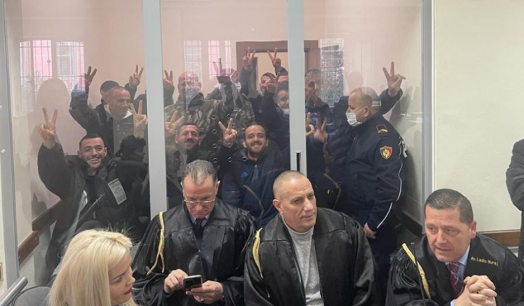Të arrestuarit për protestën brenda selisë së PD, në Gjykatë për masën e sigurisë