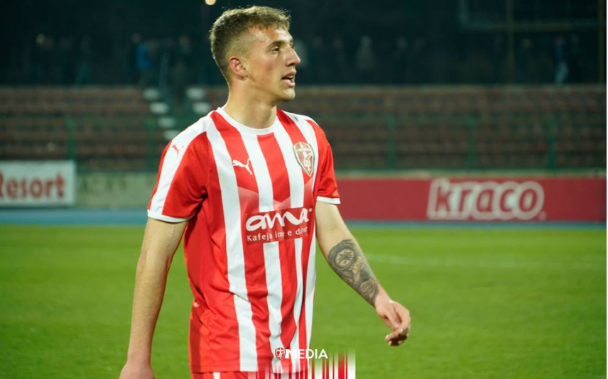 Jorgo Pëllumbi drejt rikthimit në Superiore, e kërkojnë dy klube