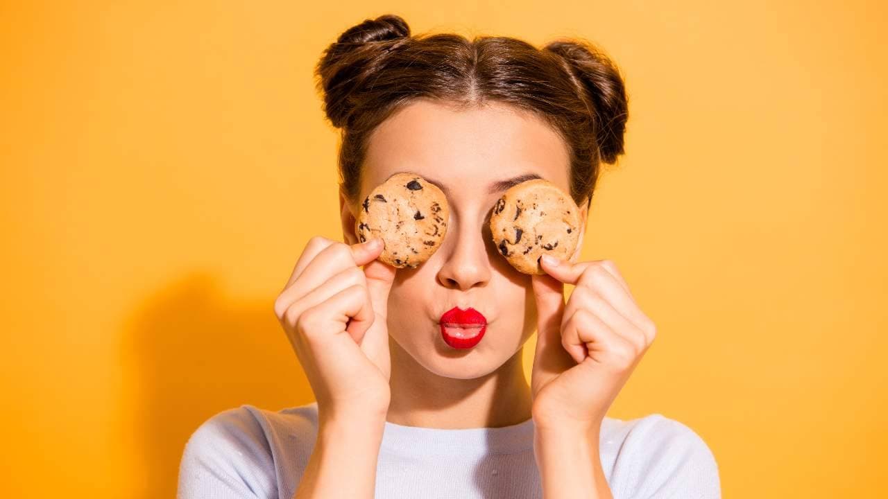 Në dietë, por keni gjithmonë dëshirë për sheqer? Ushqimet e duhura për ju