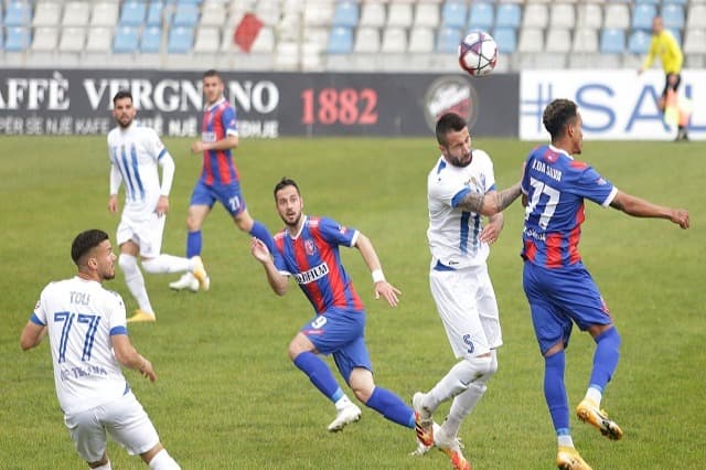 “Klasikja” e futbollit shqiptar, zbulohen formacionet në Tirana-Vllaznia