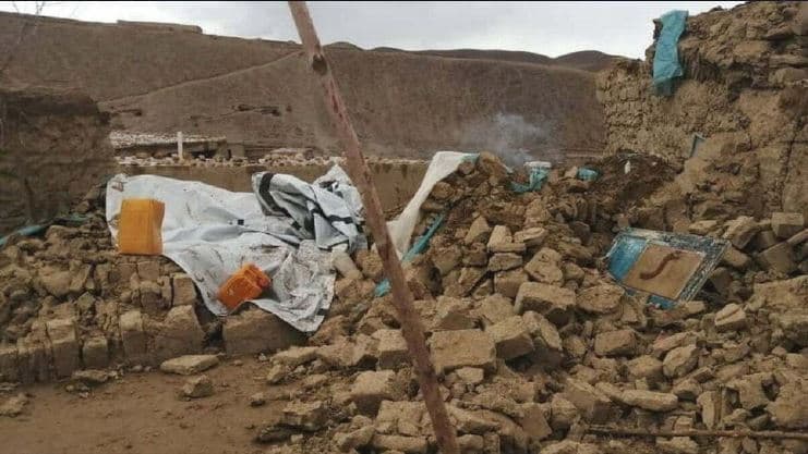 22 viktima nga 2 tërmete në Afganistan