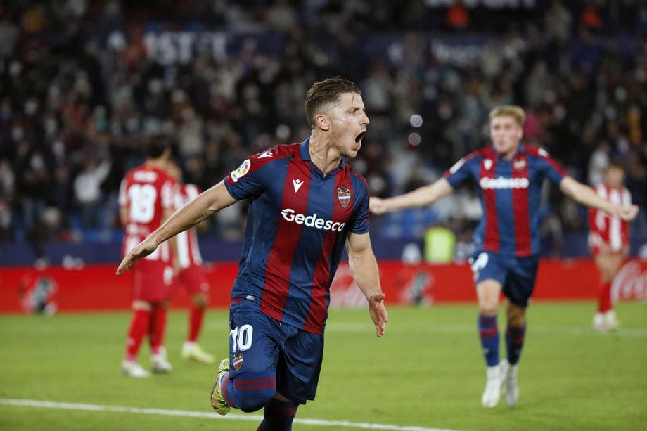 Milani kërkon futbollistin shqiptar, dërgon ofertën e parë
