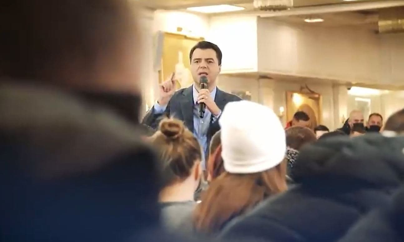 Basha: Të rinjtë kanë zgjedhur të ardhmen, gati të ndryshojnë Shqipërinë