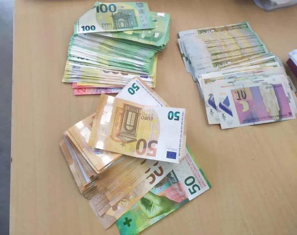Kapet në Morinë slloveni me mbi 12 mijë euro të padeklaruara