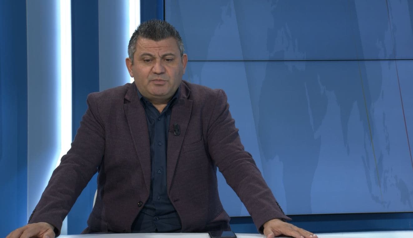 Zgjedhjet e pjesshme, Kikia: Kur zihen dy, fiton i treti (VIDEO)