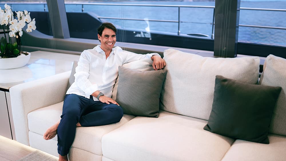 Një supervilë lundruese/ Brenda jahtit të Rafael Nadal (FOTO/VIDEO)