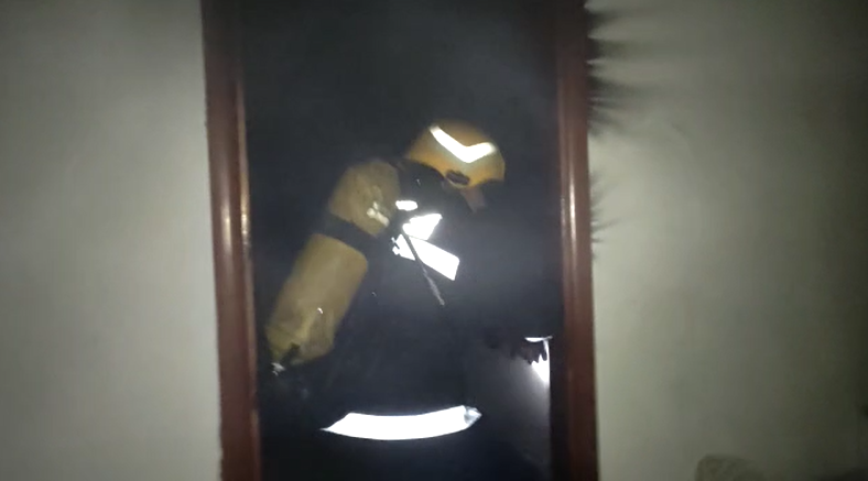 Digjet një apartament në Elbasan (VIDEO)