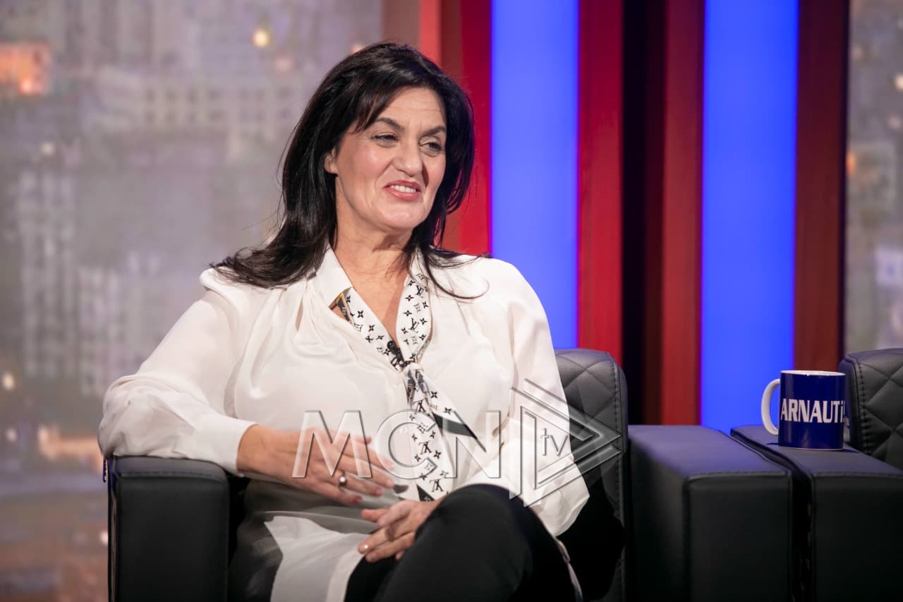 Rita Petro: Tradhtia nuk është mëkati më i rëndë, poezia provokon, s’është serial turk!