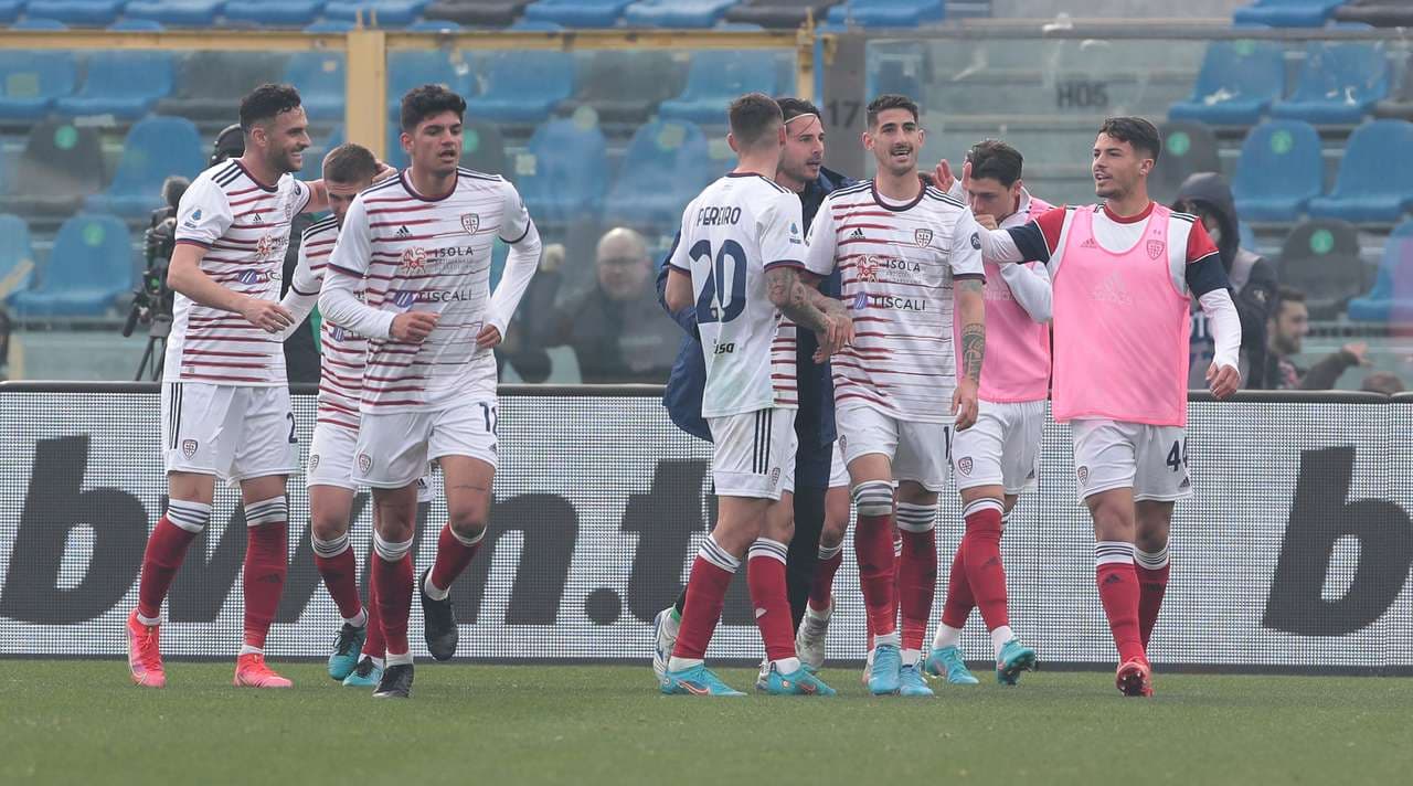 Pereiro shkëlqen me dopietë, Cagliari shtang Atalantën (VIDEO)