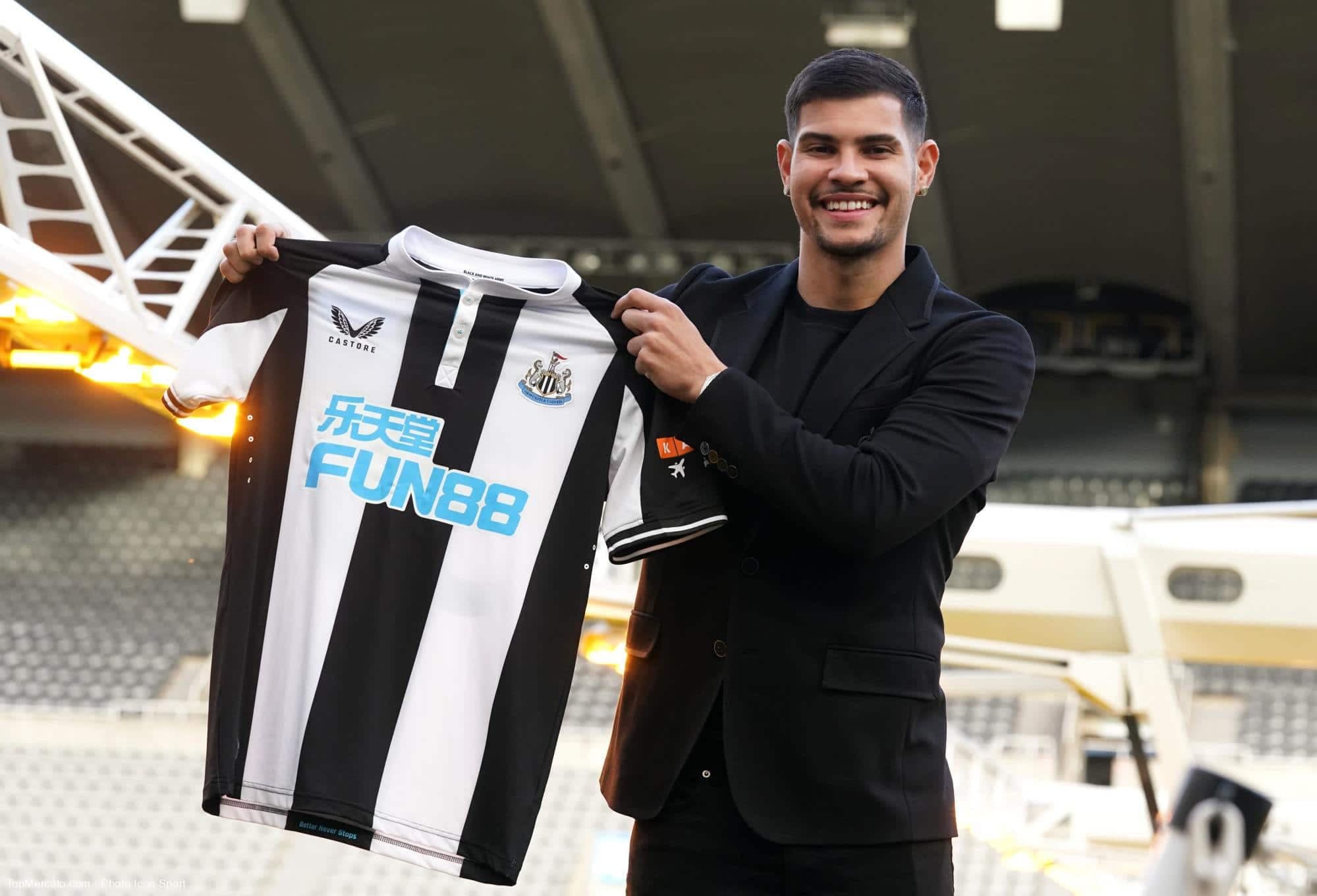 Guimaraes: Erdha te Newcastle për të fituar Champions-in, refuzova Arsenalin
