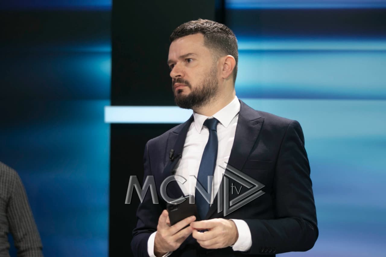 Curri-Metës: Mos prit 25 korrikun se nuk do të mbeten më njerëz