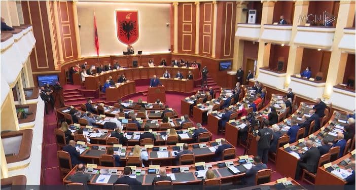 Miratohet pakti për vetingun (VIDEO)