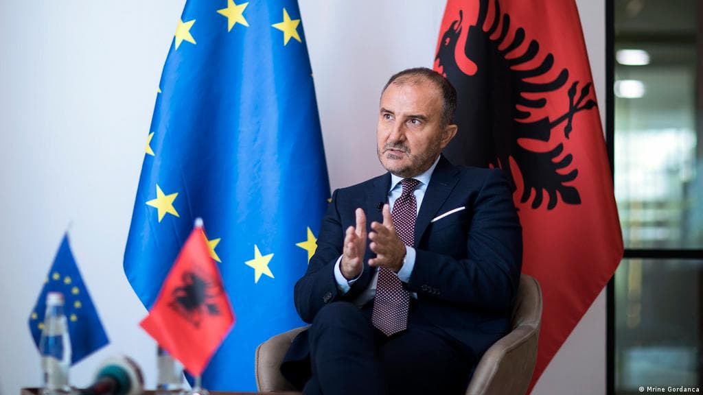     Zgjatja e vetingut/ Soreca: Parlamenti shqiptar tregoi vendosmëri të fortë ndërpartiake