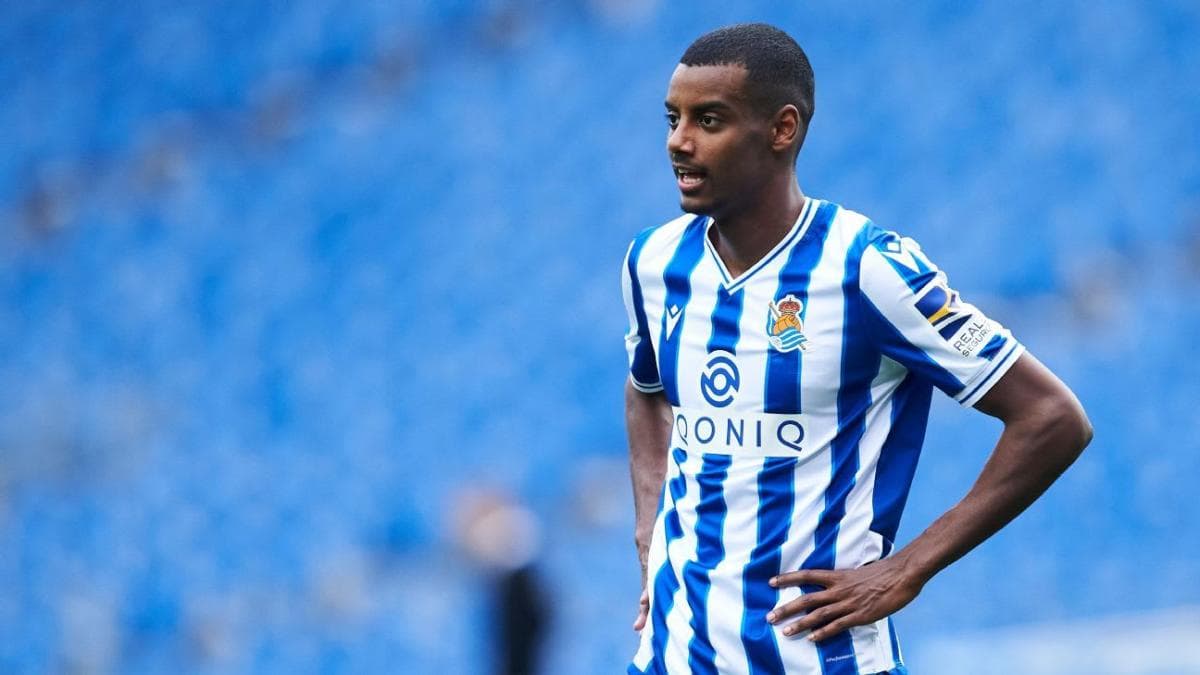 Alexander Isak , alternativë për Barcelonën