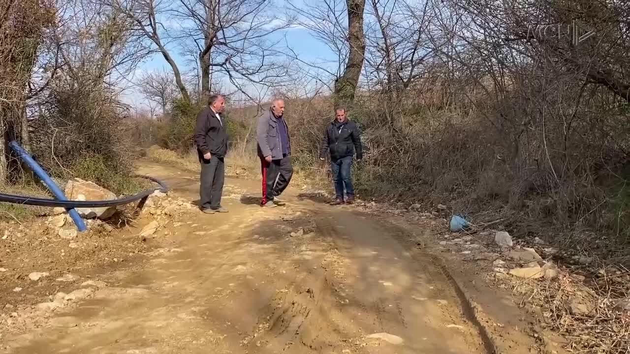 Punimet per ujësjellësin izolojnë banorët (VIDEO)