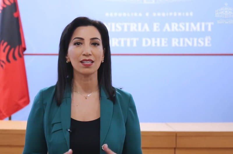 Evis Kushi publikon datat e provimeve të Maturës Shtetërore 2022