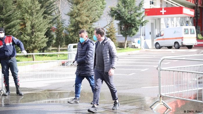 MSH publikon shifrat: Tre humbje jete nga Covid-19. Rriten rastet e reja