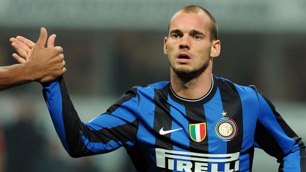 Sneijder: Mosha nuk ka rëndësi, Dzeko është si Ibrahimovic