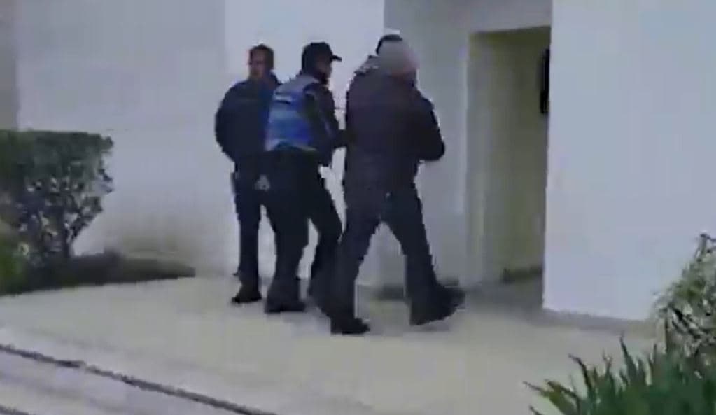 Emrat/ Në kërkim ndërkombëtar për drogë, arrestohet shqiptari dhe italiani në Tiranë