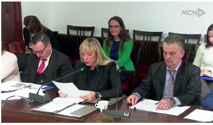 “Bllofi” me subvencionimin e qumështit, ministria pranon ndryshimin e qëndrimit
