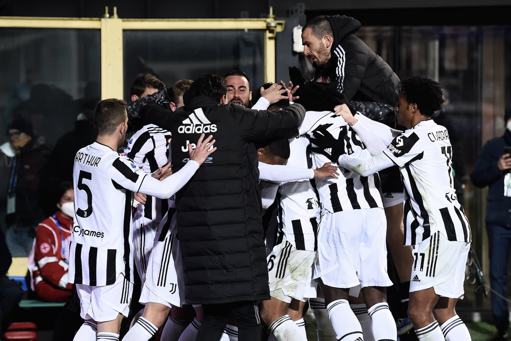 Juventus : Tre alternativa për mesfushën