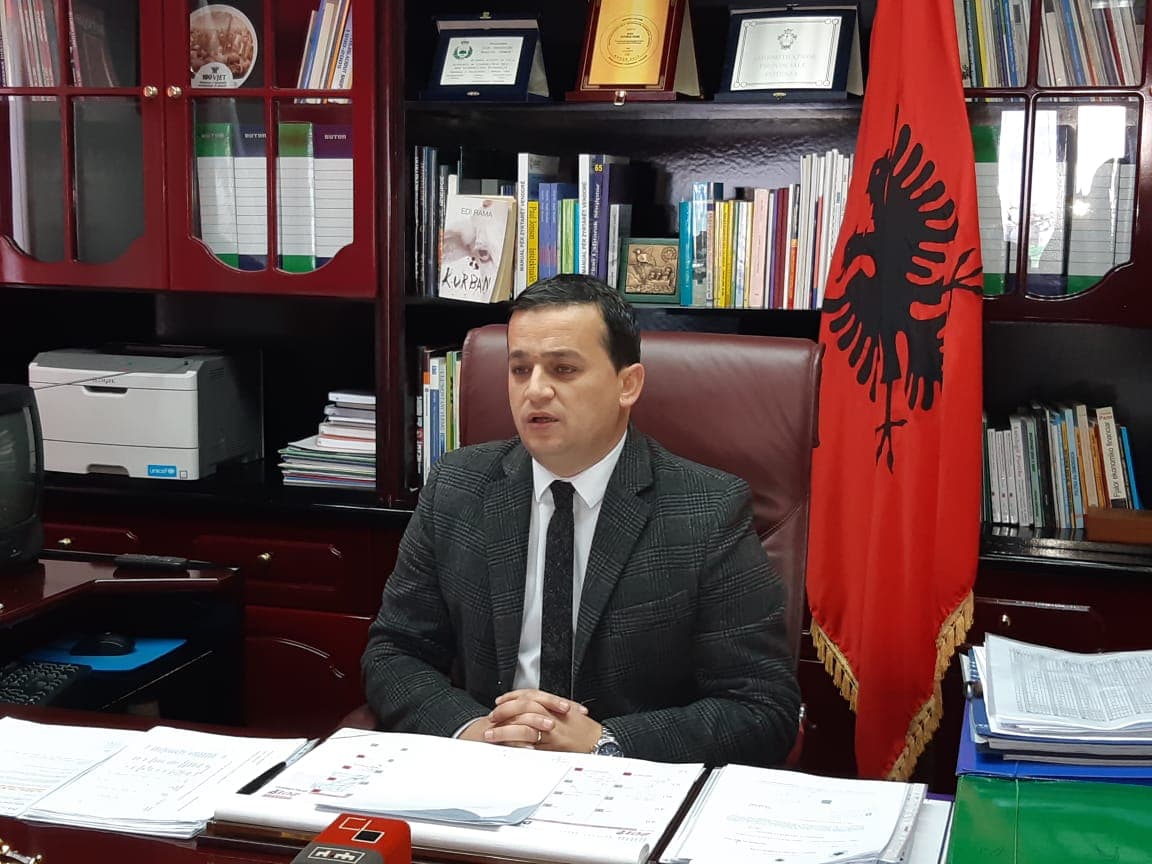 Shkarkohet nga detyra drejtori i AKU-së në Gjirokastër