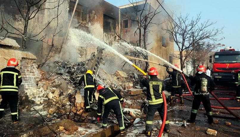 Avioni ushtarak përplaset me një shkollë në Iran, 3 të vdekur