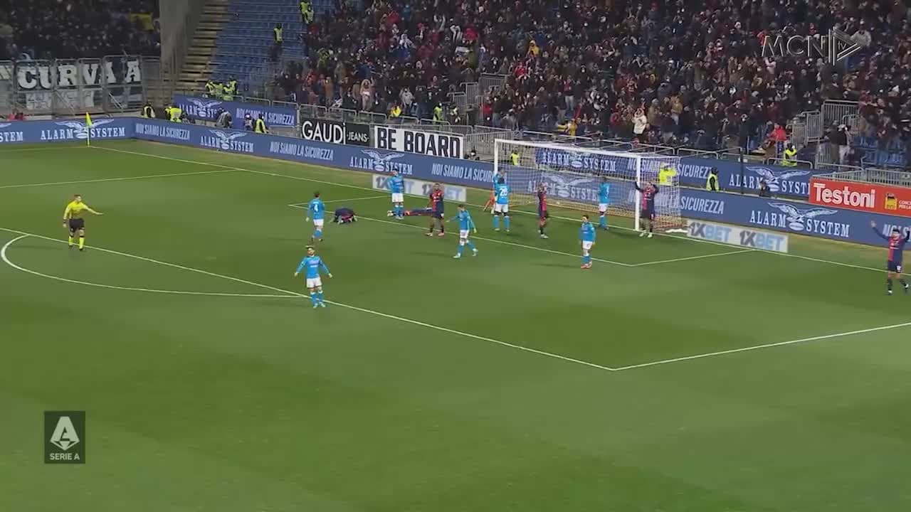 Napoli nuk kap dot Milanin në krye (VIDEO)