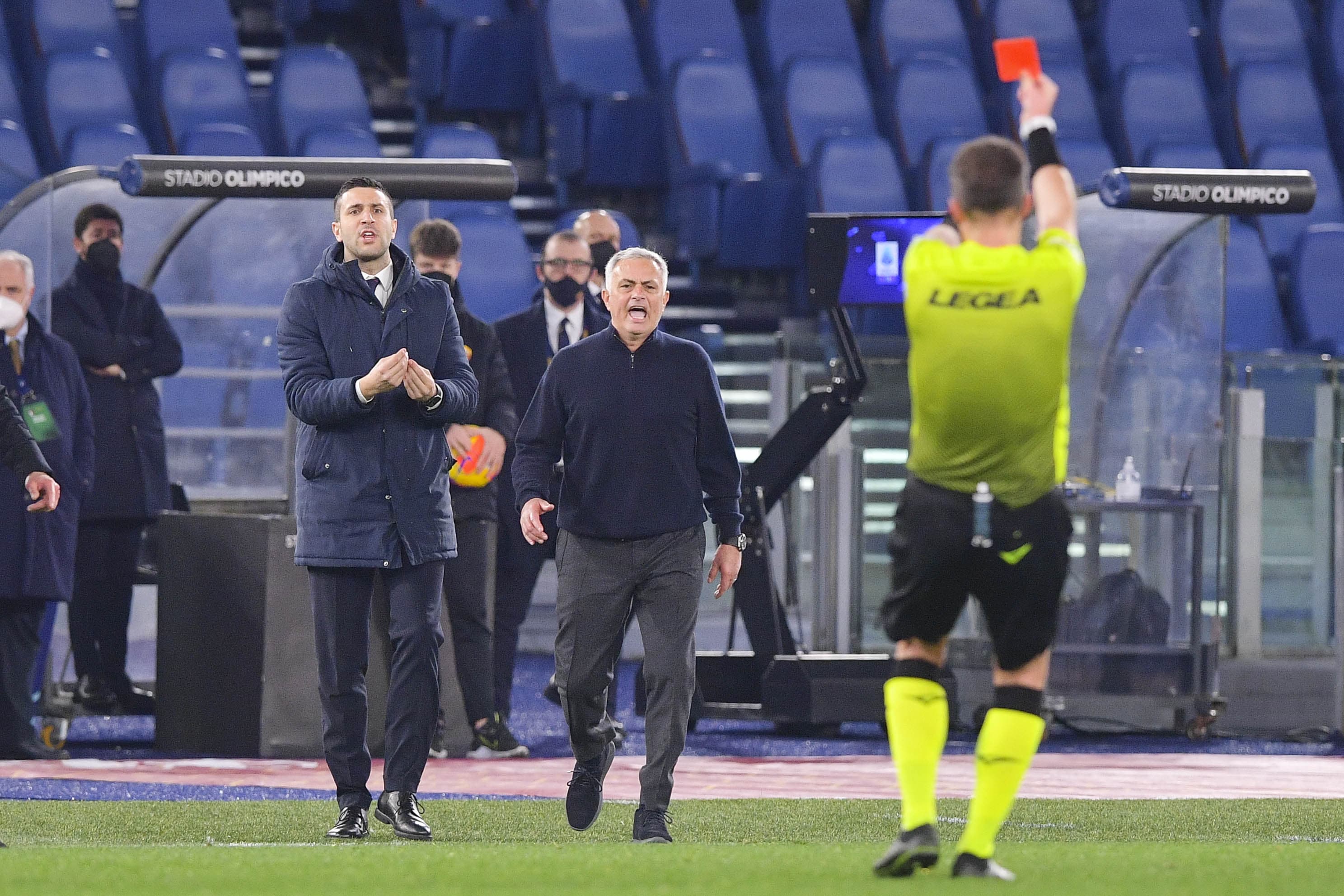 Protestat ndaj arbitrit, trajneri i Romës pezullohet me 2 ndeshje