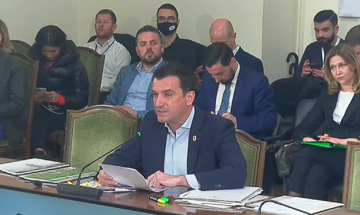 Debate mbi Inceneratorët/ Veliaj tregon “njohjen” me Zoton, Mërtirin e Gugalljan. Tabaku: Miratove projektin pa kompetenca!