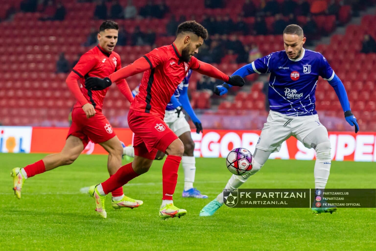 Derbi ndaj Partizanit, Dinamo njofton tifozët për çmimin e biletave