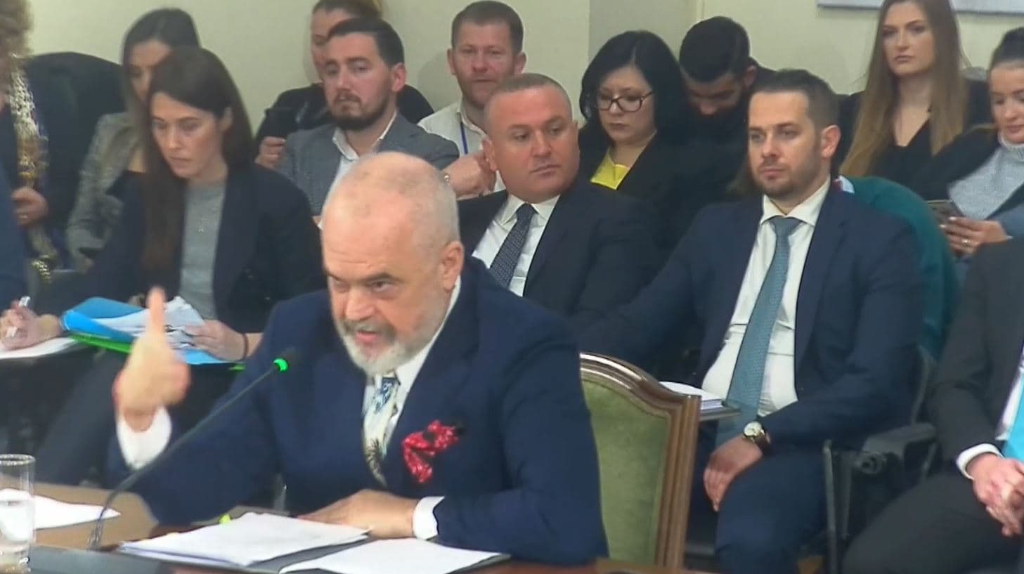 Rama në komisionin hetimor: Dua të ndihmoj në zbardhjen e së vërtetës! Kokën e njoh si ministër, jo pronar përfitues (VIDEO)