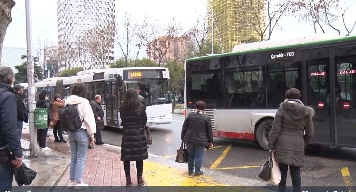  Hiqet aboneja për muajin mars (VIDEO)