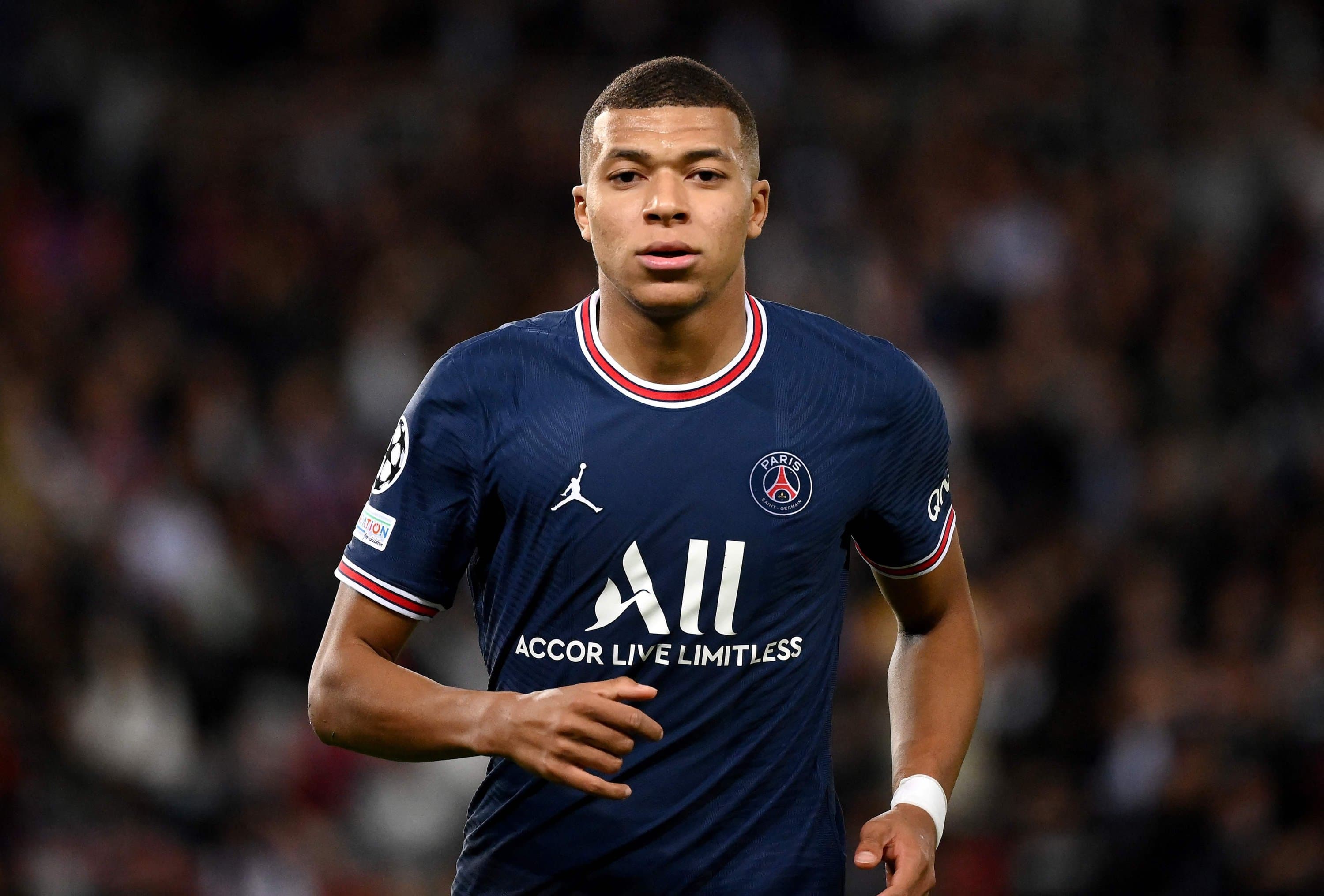 Liverpool në garë për Mbappe