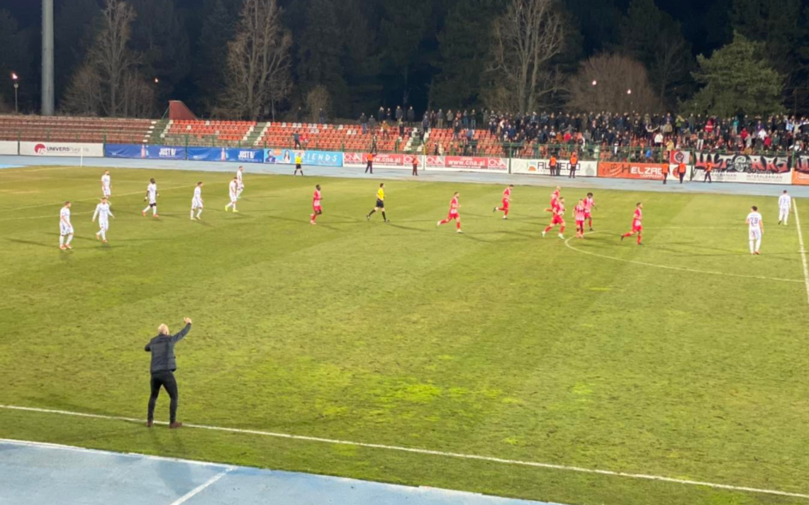 Tension dhe 4 gola në Korçë, por në Skënderbeu-Vllaznia nuk ka fitues