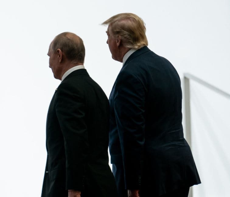 Ukraina, Trump: Putin është inteligjent, liderët tanë idiotë 