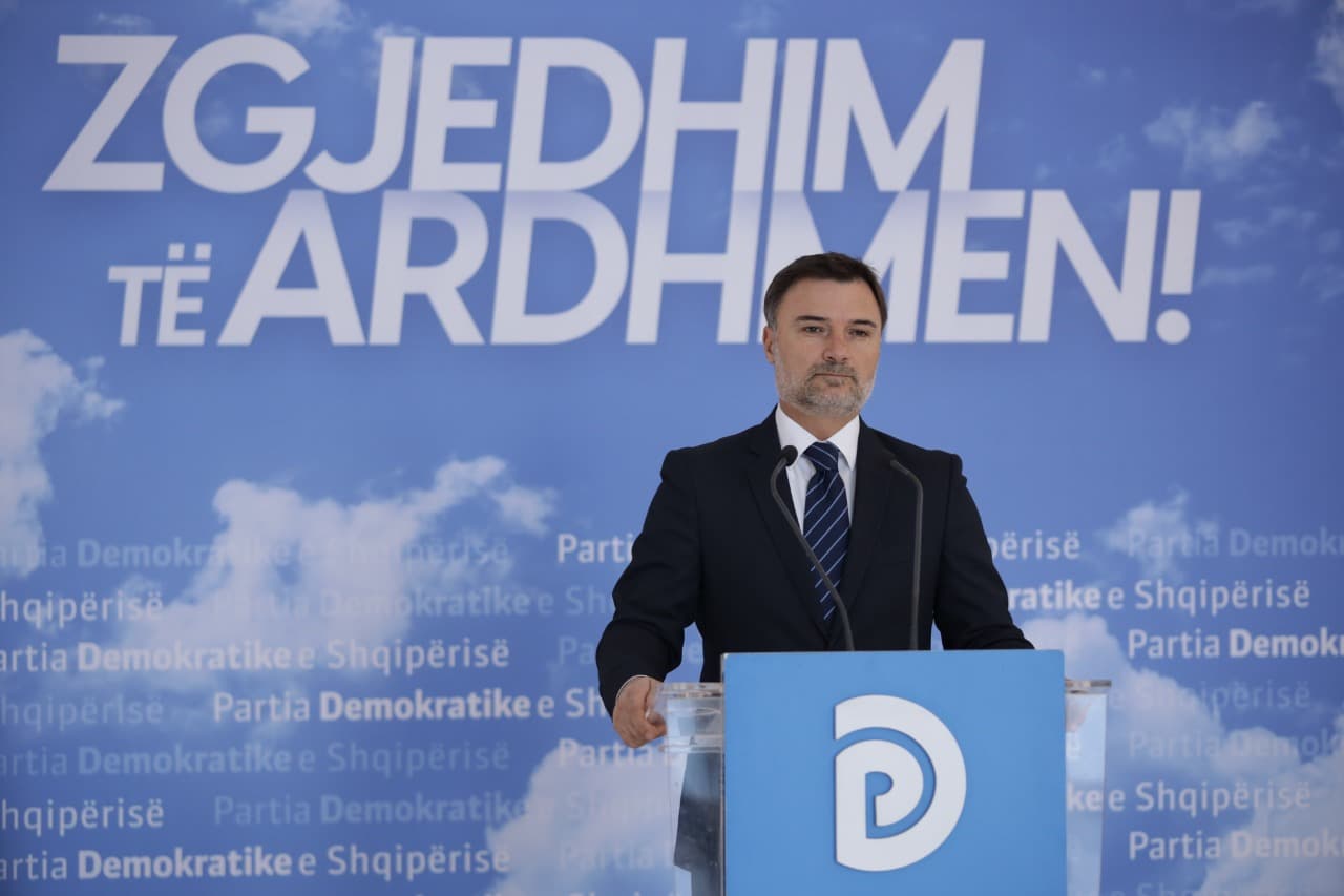 Alibeaj: Kush zgjedh partinë e re të Metës dhe Berishës, mban në pushtet Ramën